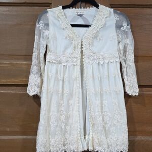Charming Lace Kids Cape in Cream